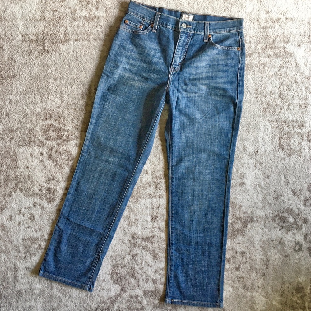 Levi’s 512 Jeans Like New Perfectly Slimming Straight fit Lightly Distressed 12P
